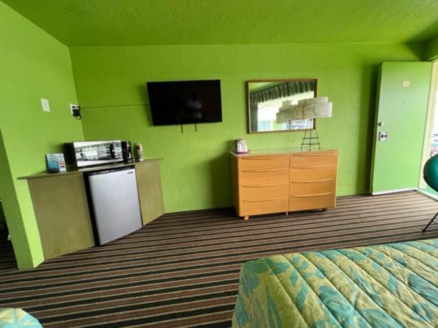 וויילדווד קרסט Caribbean Motel מראה חיצוני תמונה