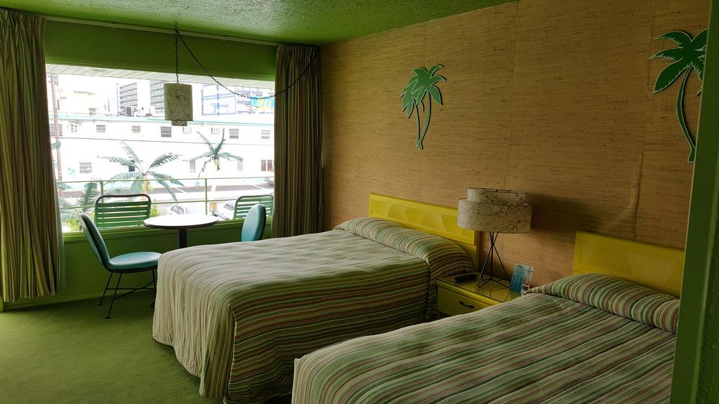 וויילדווד קרסט Caribbean Motel מראה חיצוני תמונה