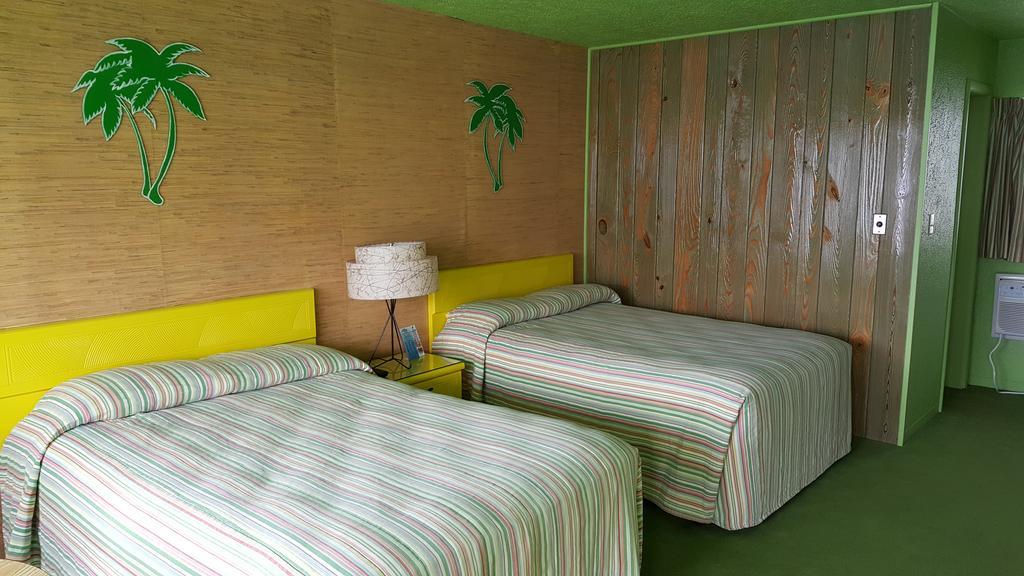 וויילדווד קרסט Caribbean Motel מראה חיצוני תמונה